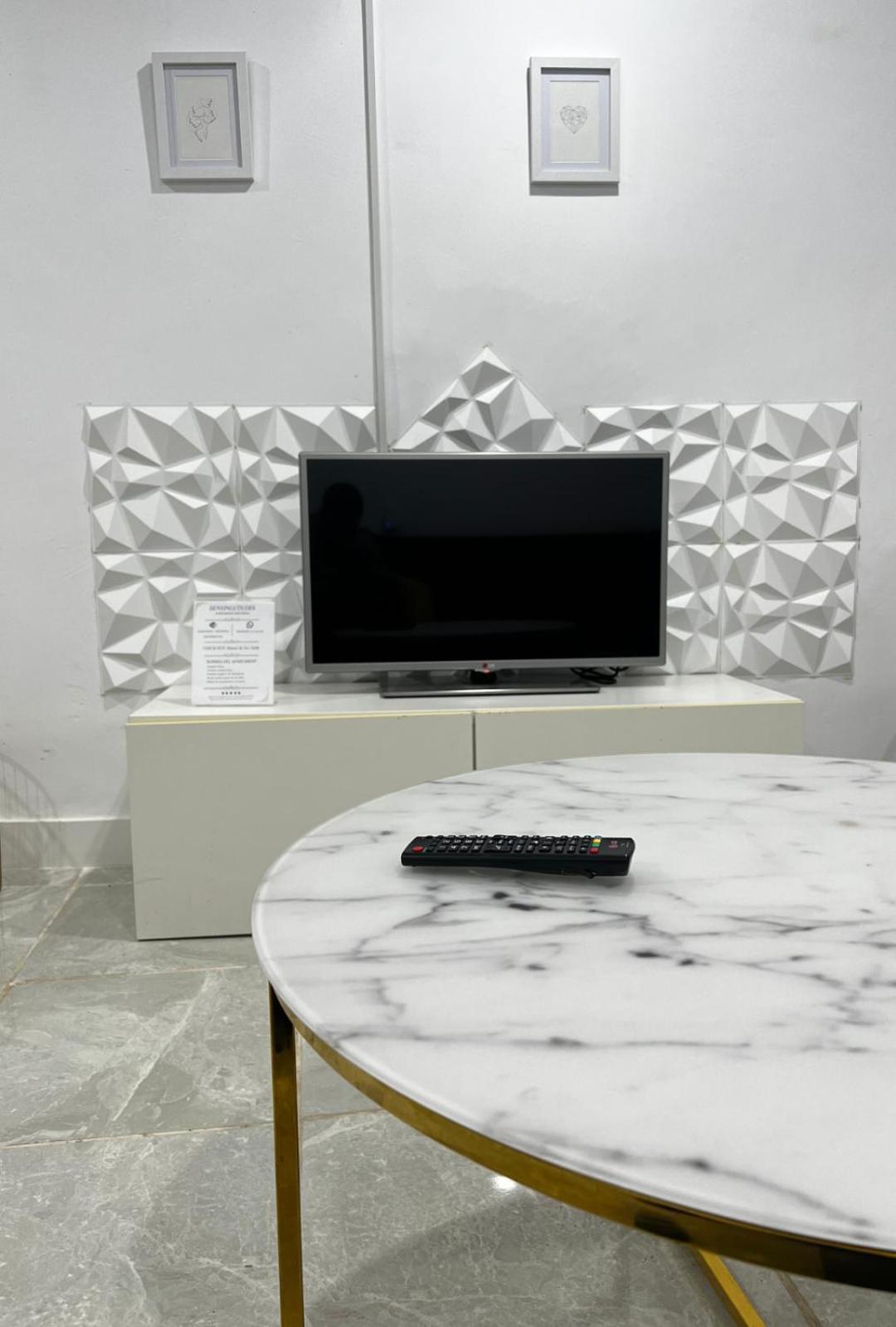 Apartamento Centrico Economico En Berga P1 Apartment Luaran gambar