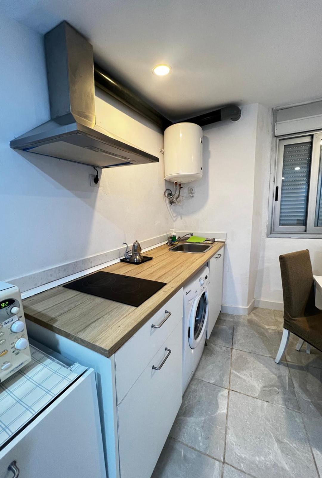 Apartamento Centrico Economico En Berga P1 Apartment Luaran gambar